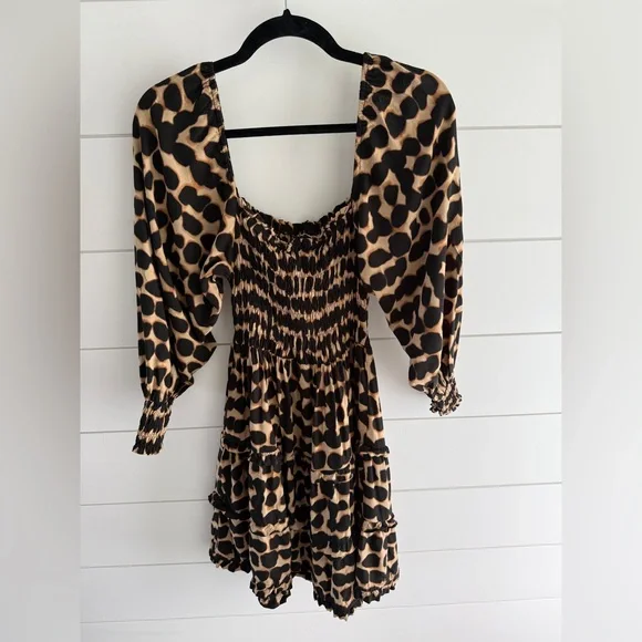 BEACHGOLD Dress, Size Medium - Picture 4 of 10